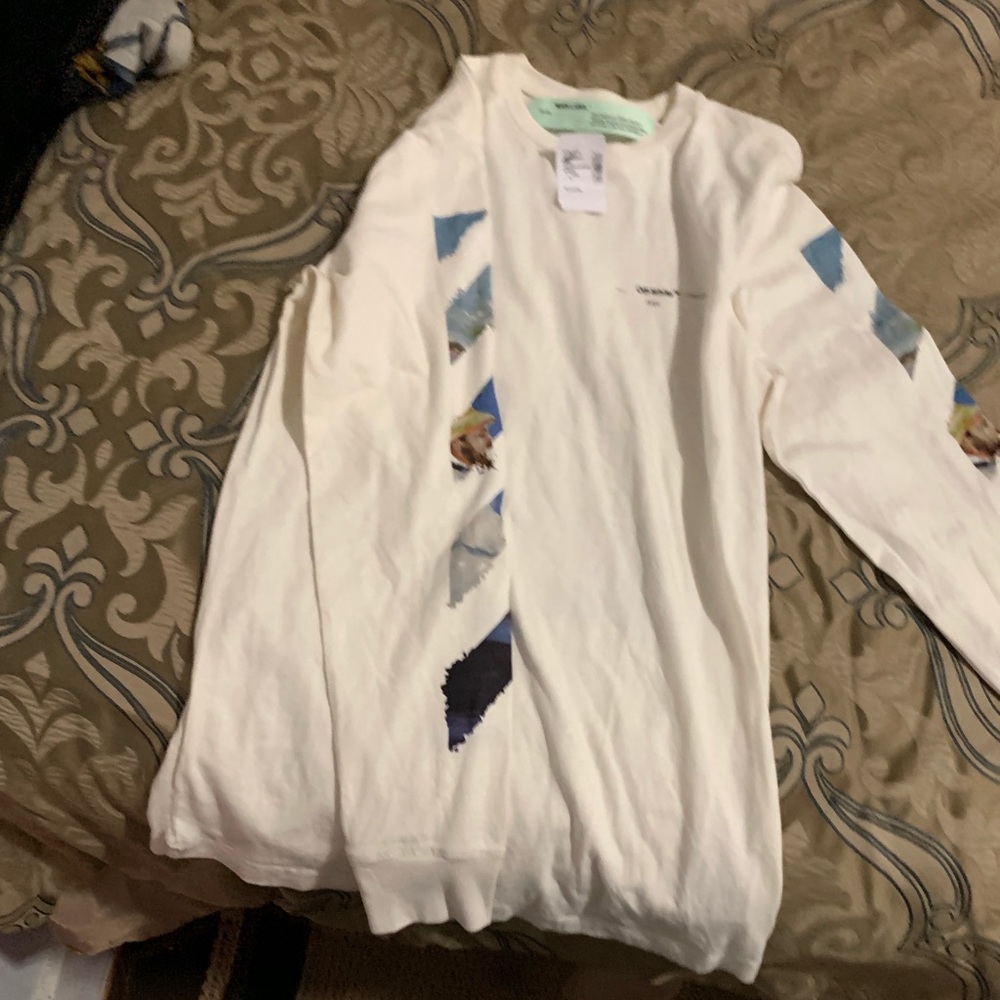 Brand New 2019 Off White Long Sleeve Tee